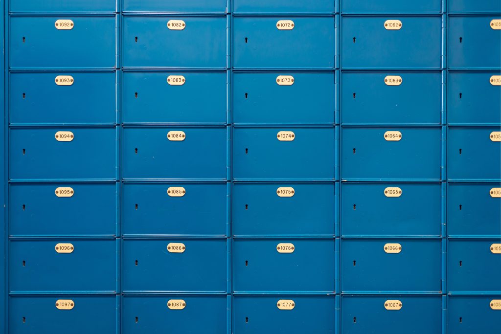 How to choose the best lockers for essential services teams