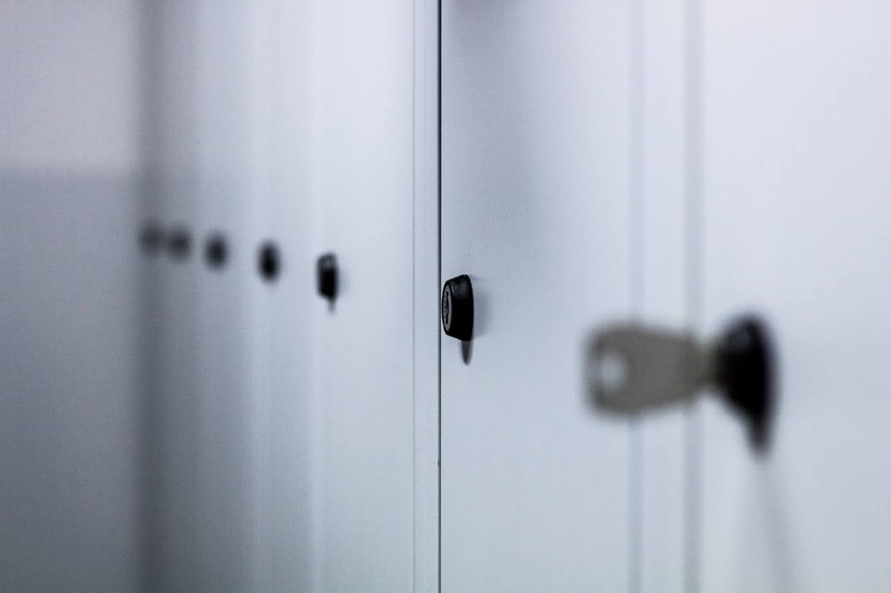 guide-to-selecting-the-ideal-metal-lockers-for-your-gym